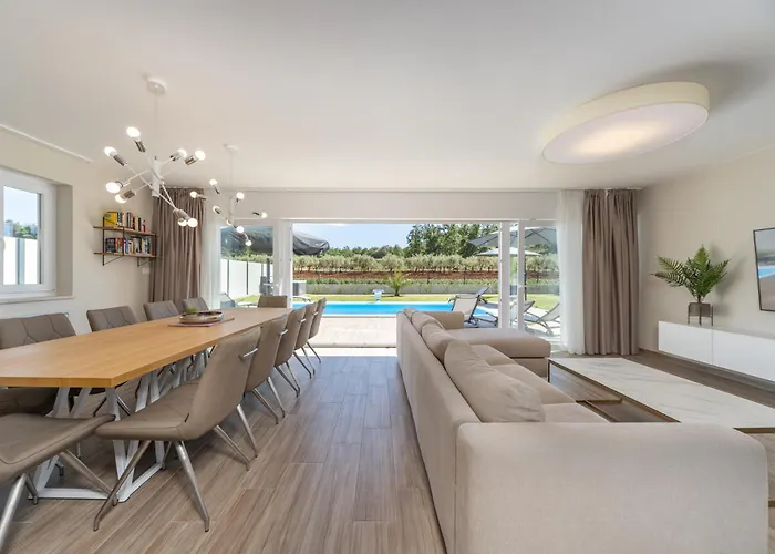 Beautiful Modern ポレッチ